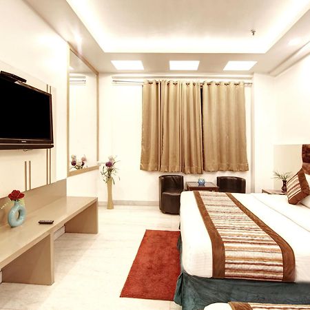 Hotel All Iz Well-By Haveliya Hotels- Traveller'S Choice Award Winner 2025 New Delhi Exterior photo