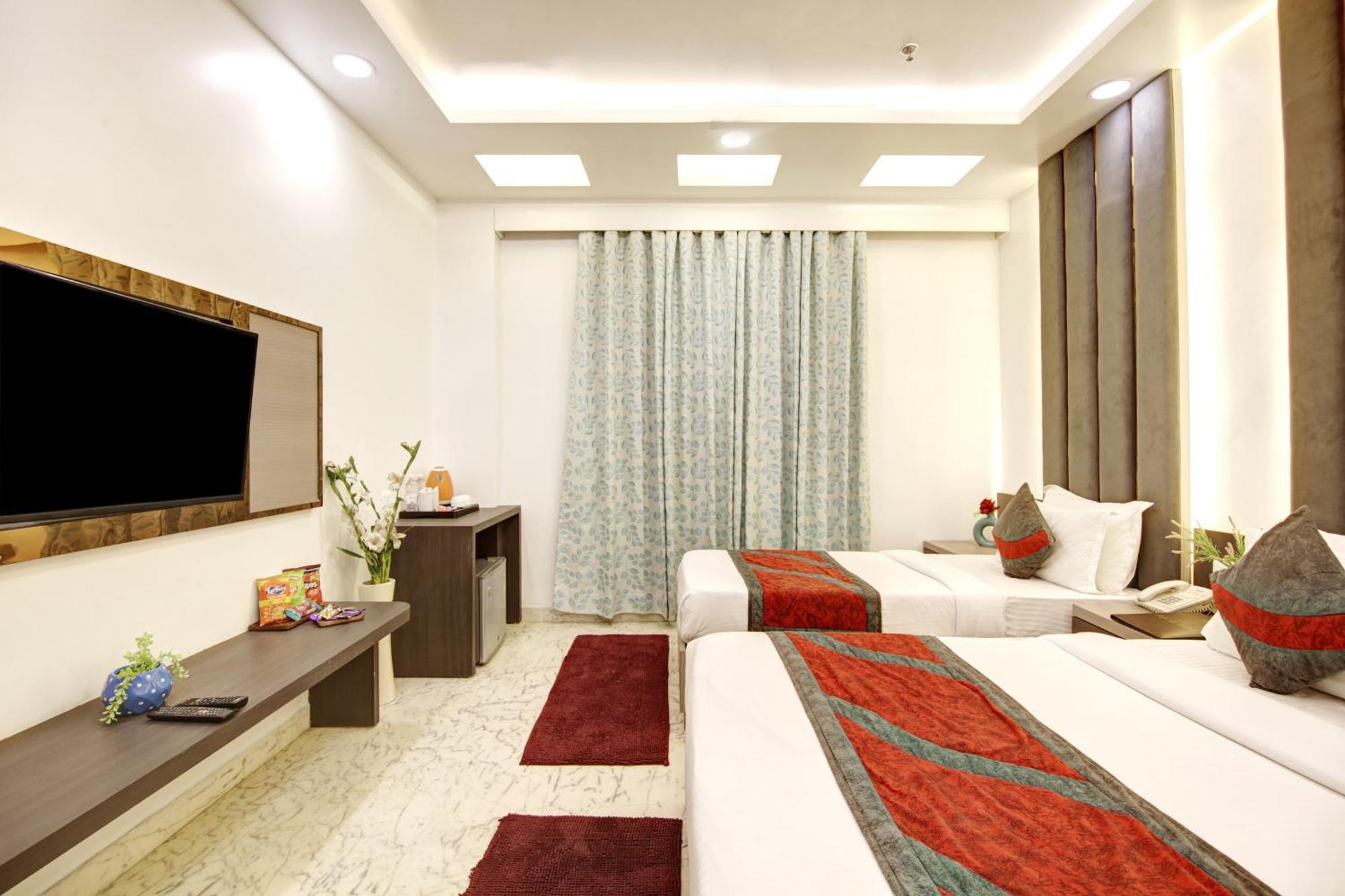 Hotel All Iz Well-By Haveliya Hotels- Traveller'S Choice Award Winner 2025 New Delhi Exterior photo