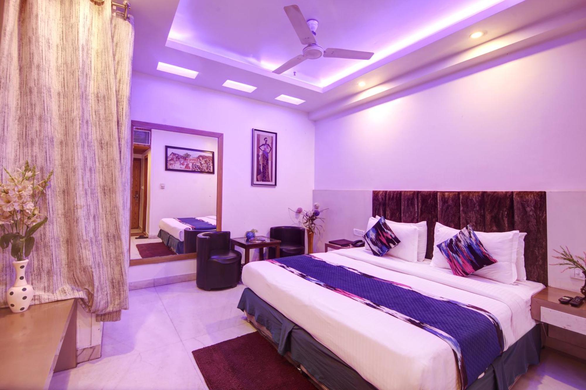 Hotel All Iz Well-By Haveliya Hotels- Traveller'S Choice Award Winner 2025 New Delhi Exterior photo