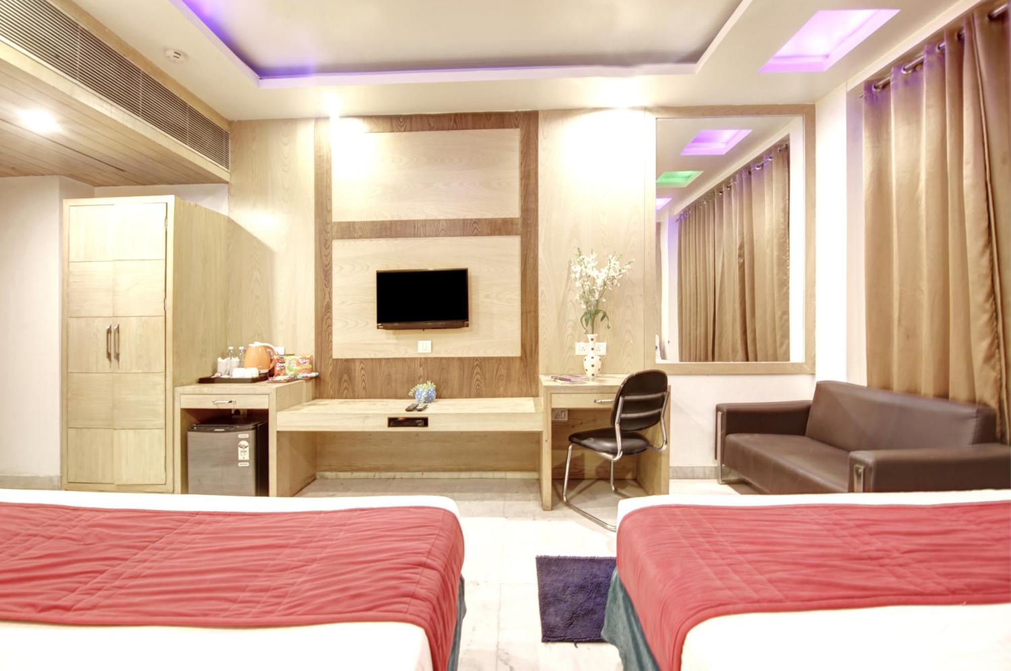 Hotel All Iz Well-By Haveliya Hotels- Traveller'S Choice Award Winner 2025 New Delhi Exterior photo